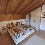 Semesterbostad Reichegger By Interhome *