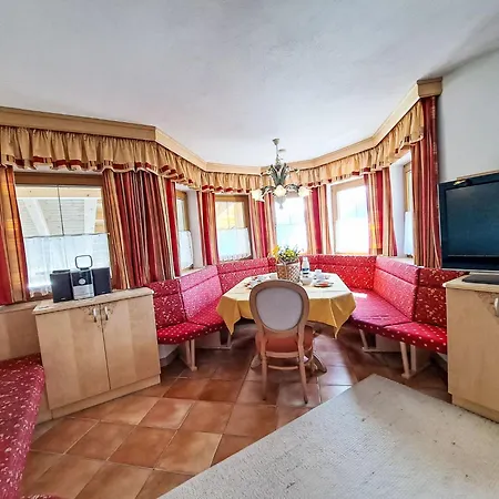 Ferienhaus Reichegger By Interhome Hippach-Schwendberg